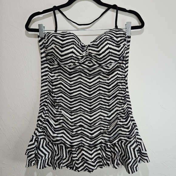 Retro Barbie Style Large Swimsuit One Piece Swim Bathing Suit Black Ruffle Dress - Picture 2 of 13